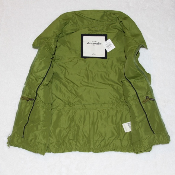 NWT Abercrombie & Fitch Girls Puffer Down Vest Jacket Green Size XL - Picture 3 of 4